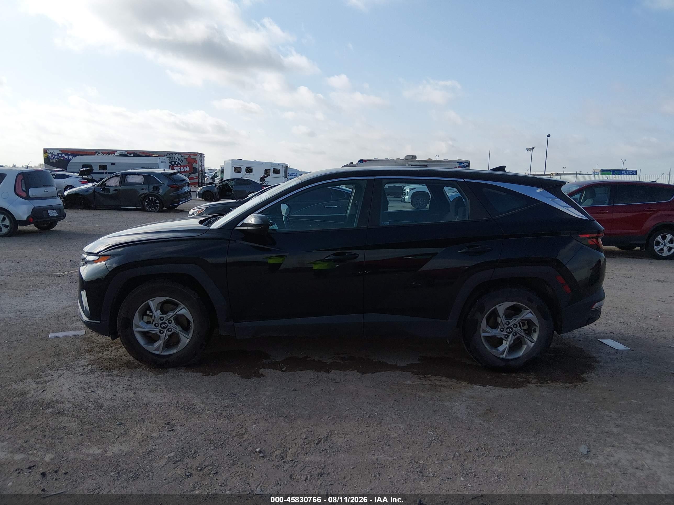 2023 HYUNDAI TUCSON SE