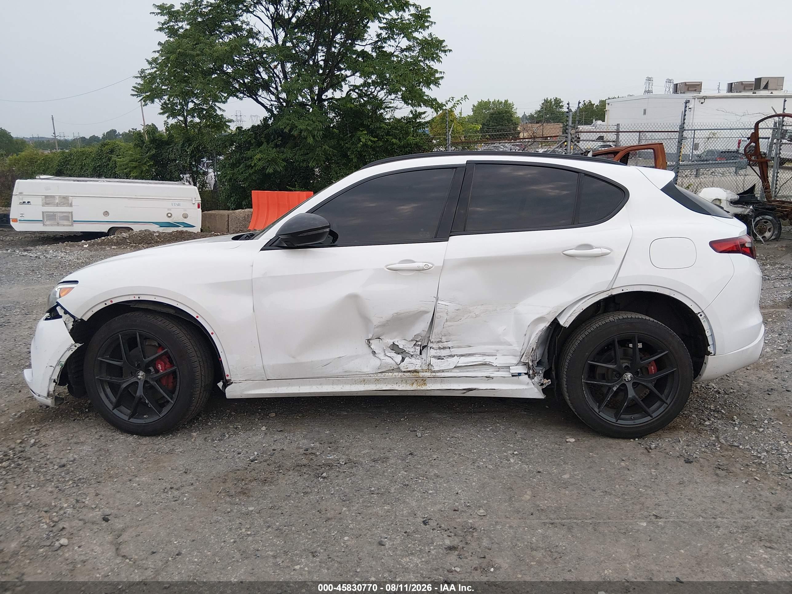 2020 ALFA ROMEO STELVIO TI SPORT AWD