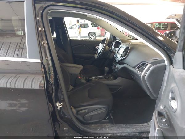 2019 JEEP CHEROKEE LATITUDE 4X4