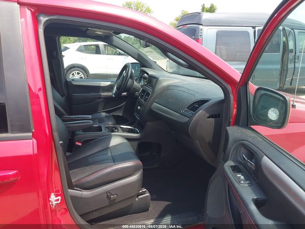 2015 DODGE GRAND CARAVAN R/T — I5