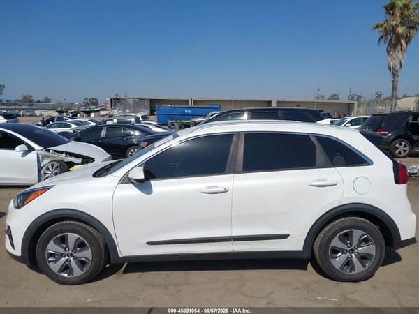 2021 KIA NIRO LX