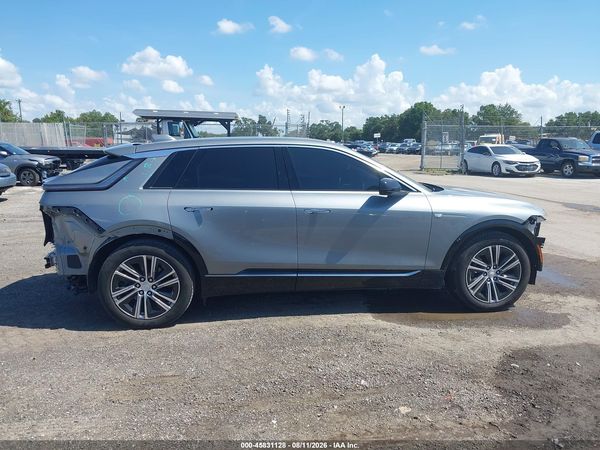 2024 CADILLAC LYRIQ LUXURY W/1SC