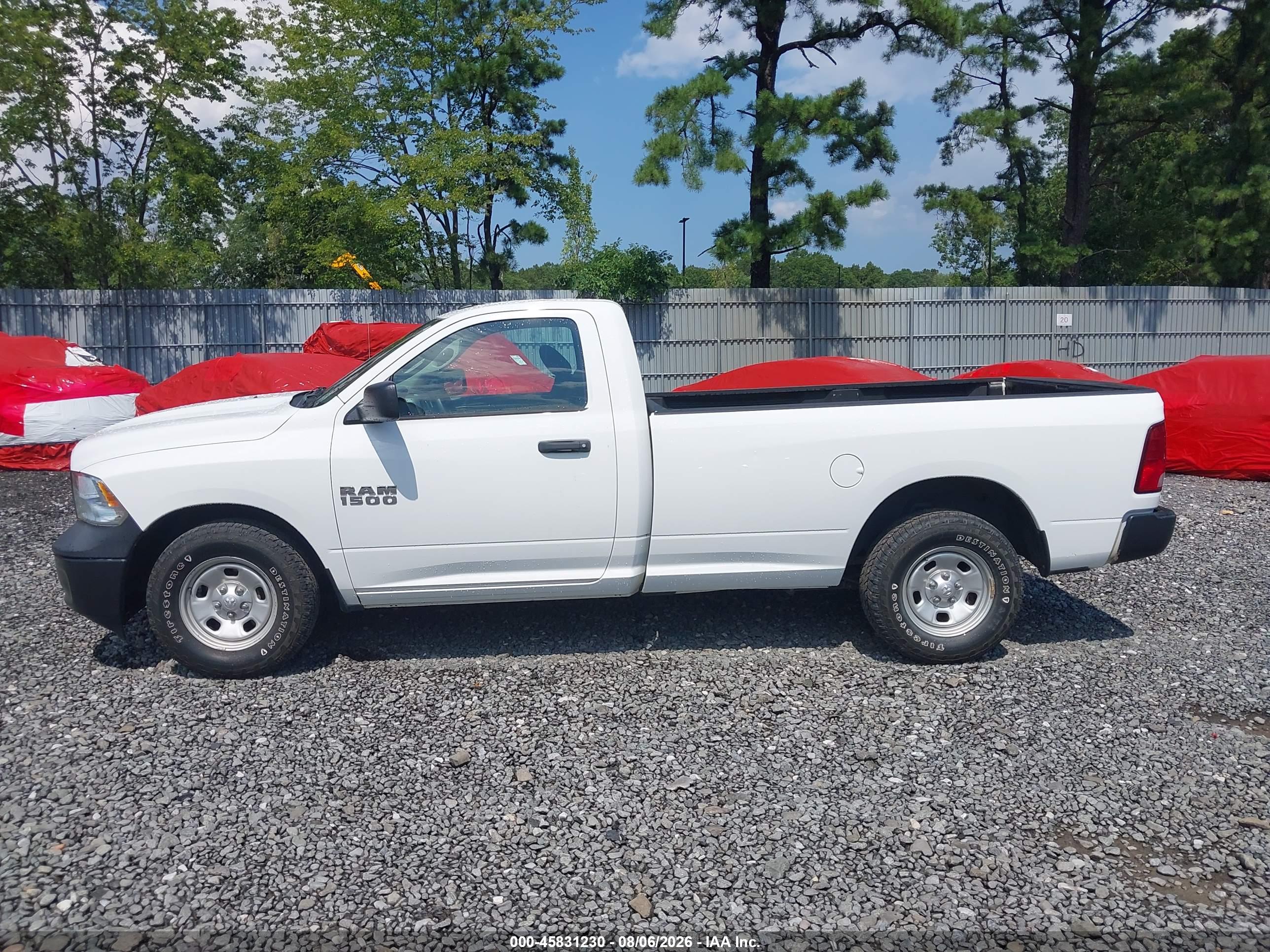 2018 RAM 1500 TRADESMAN  4X2 8' BOX