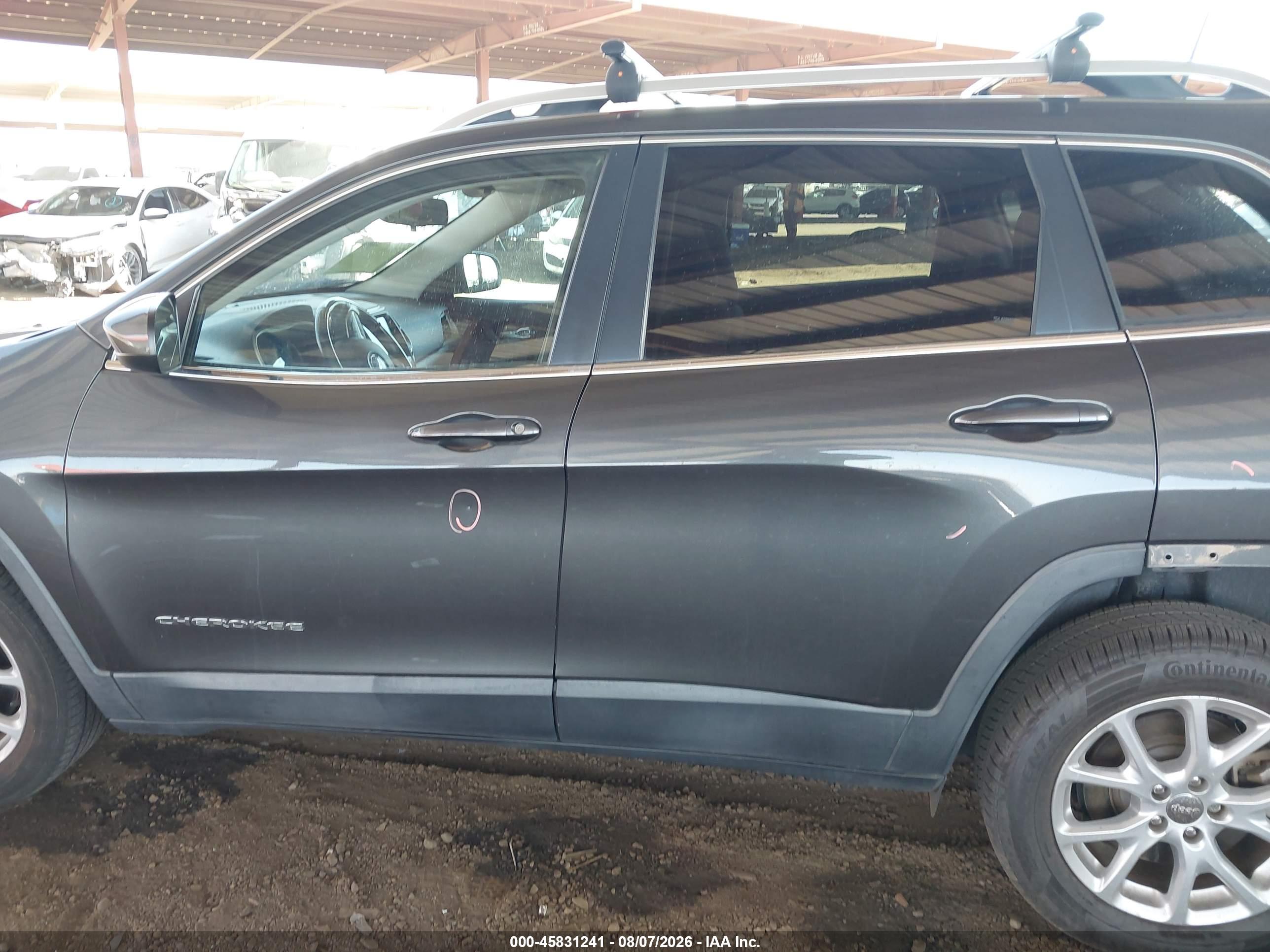 2017 JEEP CHEROKEE LATITUDE