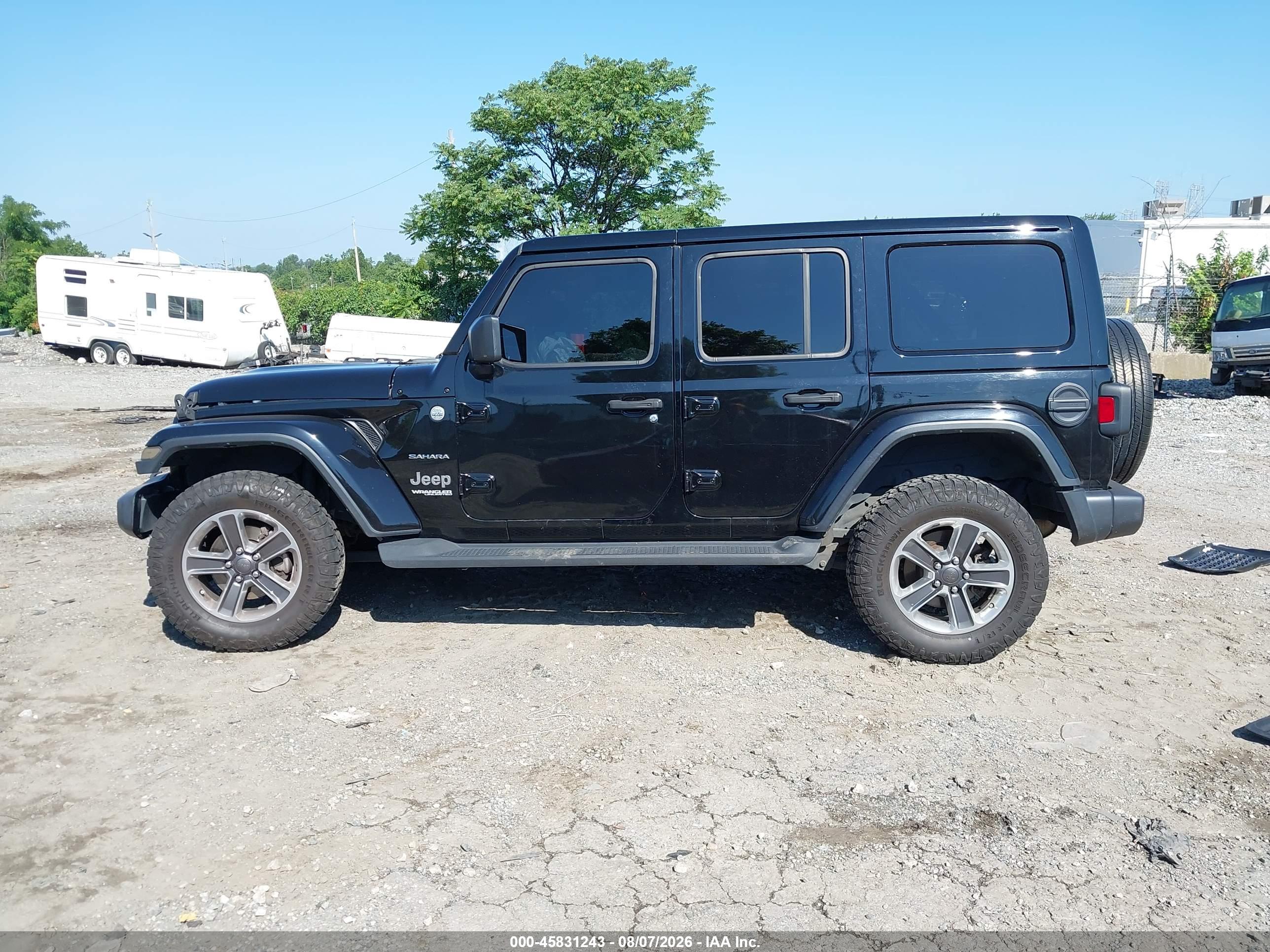 2018 JEEP WRANGLER UNLIMITED SAHARA 4X4