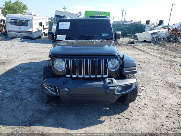 2018 JEEP WRANGLER UNLIMITED SAHARA 4X4