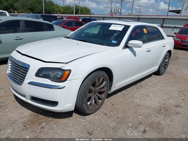 2014 CHRYSLER 300