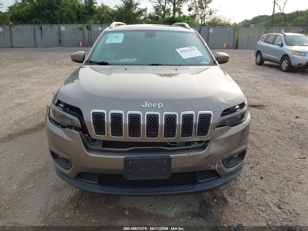 2019 JEEP CHEROKEE LATITUDE 4X4