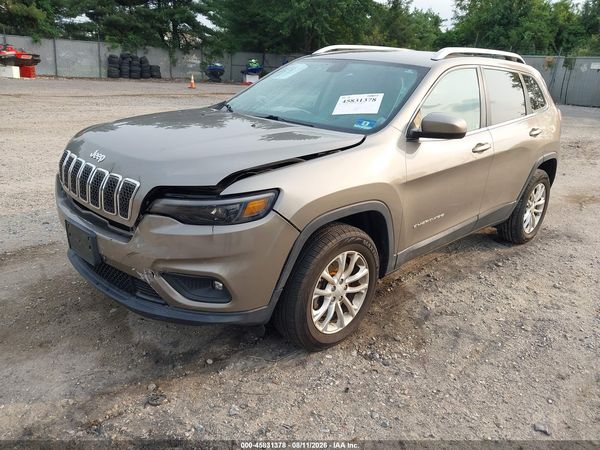 2019 JEEP CHEROKEE LATITUDE 4X4