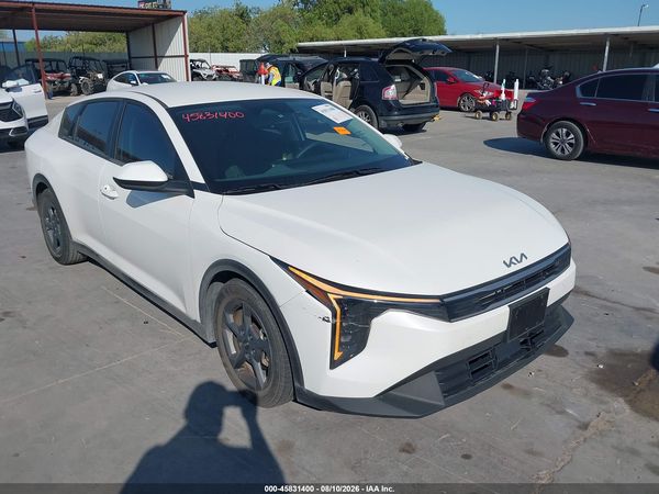 2025 KIA K4 LXS