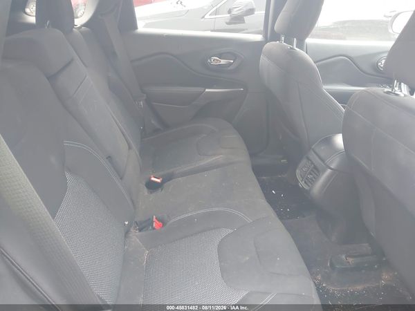 2019 JEEP CHEROKEE LATITUDE 4X4