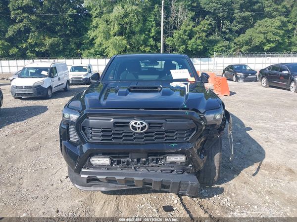 2025 TOYOTA TACOMA TRD SPORT