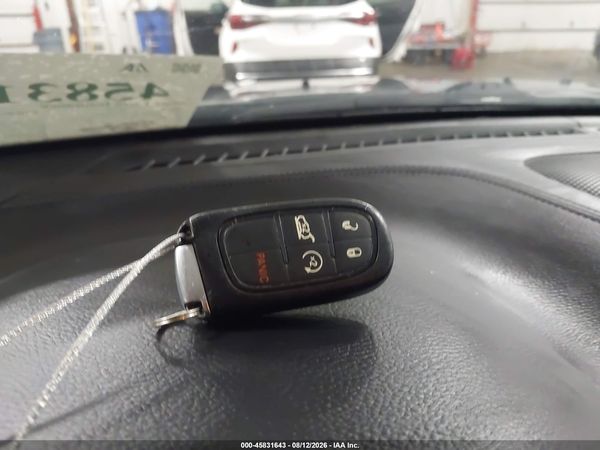 2019 JEEP CHEROKEE LATITUDE PLUS 4X4
