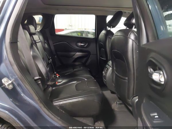 2019 JEEP CHEROKEE LATITUDE PLUS 4X4
