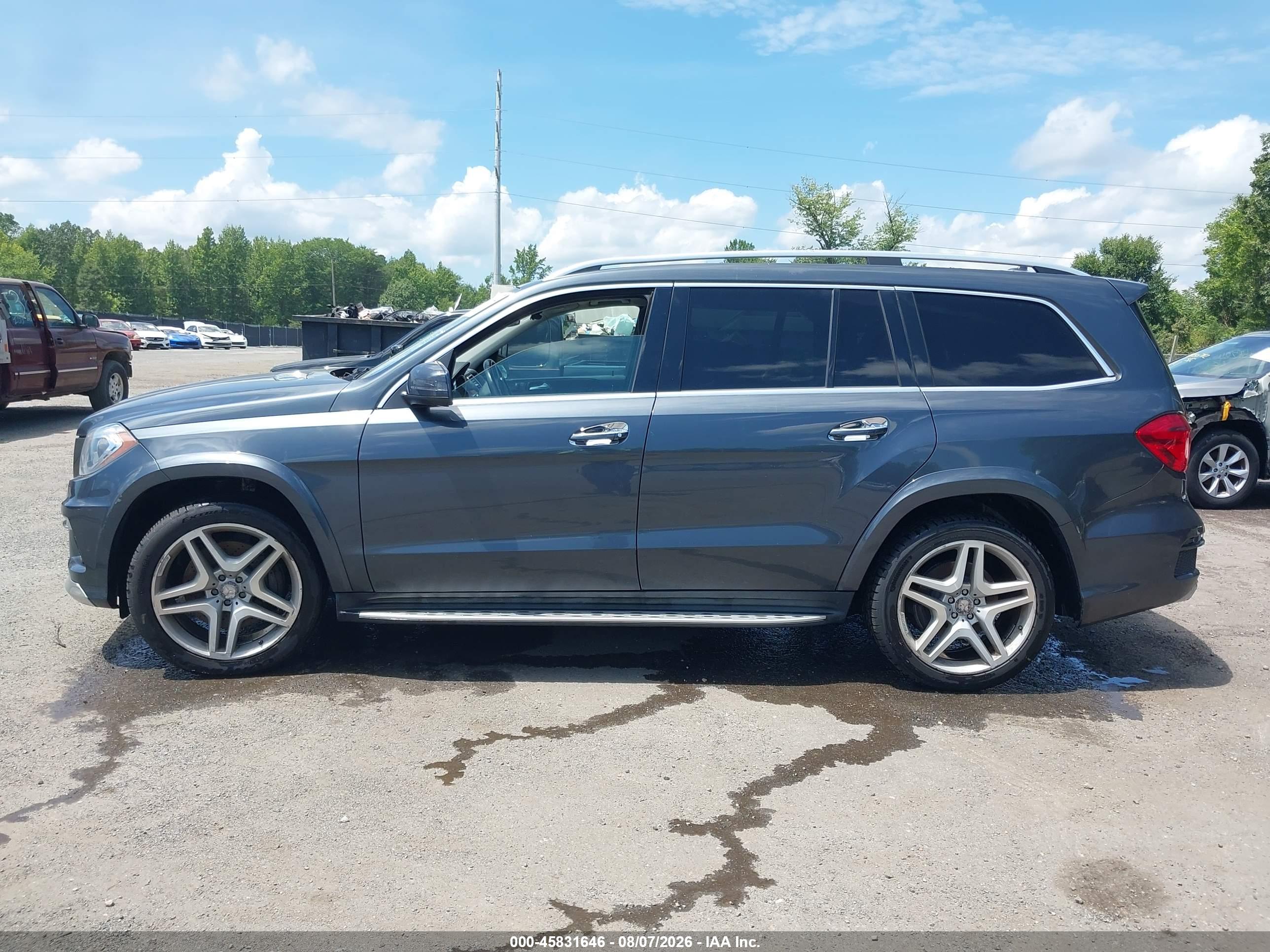 2014 MERCEDES-BENZ GL 550 4MATIC