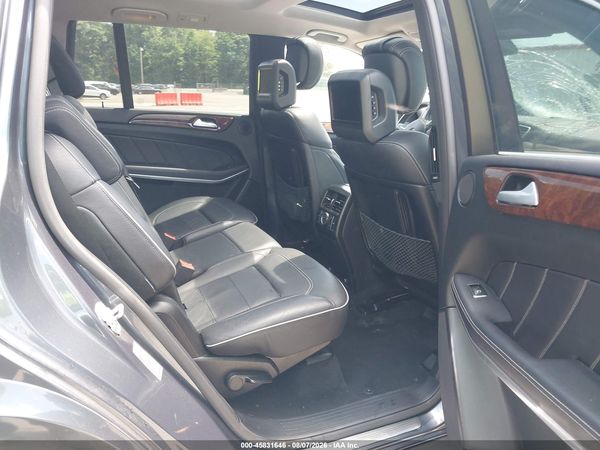 2014 MERCEDES-BENZ GL 550 4MATIC