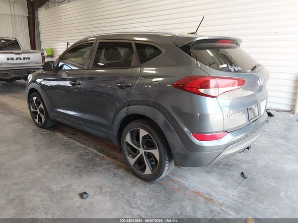 2016 HYUNDAI TUCSON SPORT