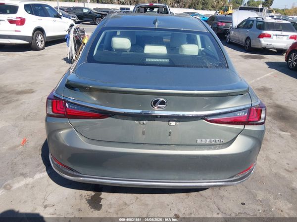 2024 LEXUS ES 300H 300h Premium