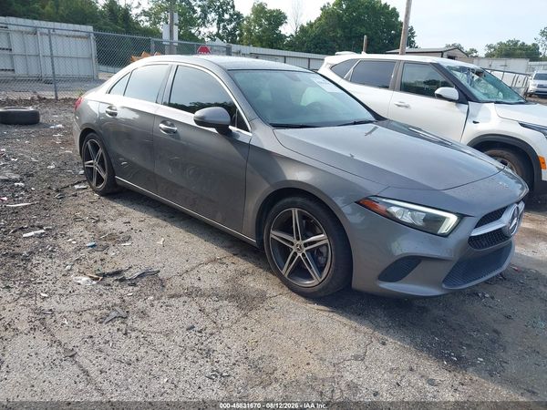 2019 MERCEDES-BENZ A 220 A220