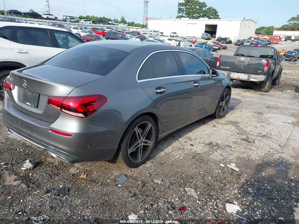 2019 MERCEDES-BENZ A 220 A220