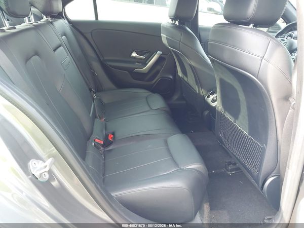 2019 MERCEDES-BENZ A 220 A220
