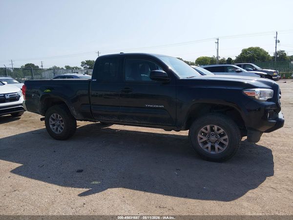 2016 TOYOTA TACOMA SR5
