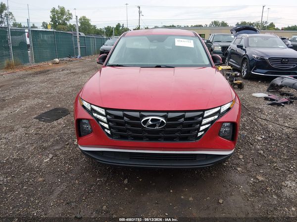 2022 HYUNDAI TUCSON SE