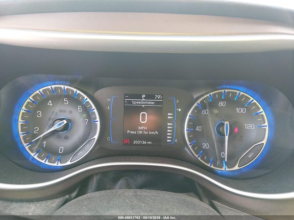 2019 CHRYSLER PACIFICA TOURING PLUS — I7