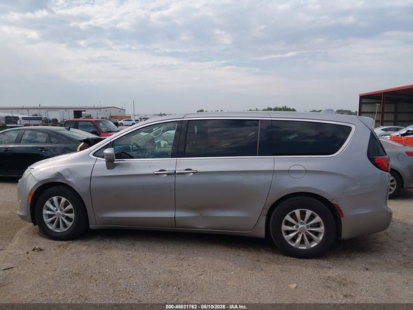 2019 CHRYSLER PACIFICA TOURING PLUS — I117