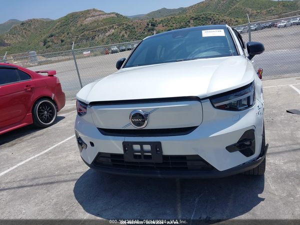 2023 VOLVO C40 RECHARGE PURE ELECTRIC TWIN PLUS