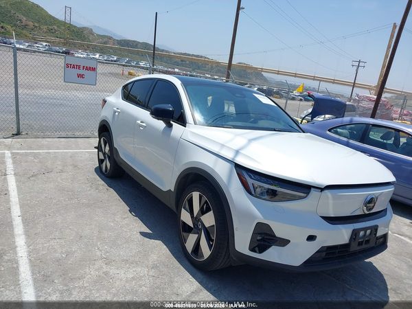 2023 VOLVO C40 RECHARGE PURE ELECTRIC TWIN PLUS