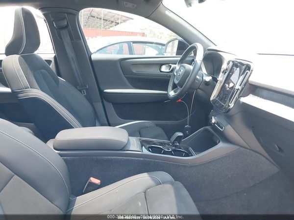 2023 VOLVO C40 RECHARGE PURE ELECTRIC TWIN PLUS