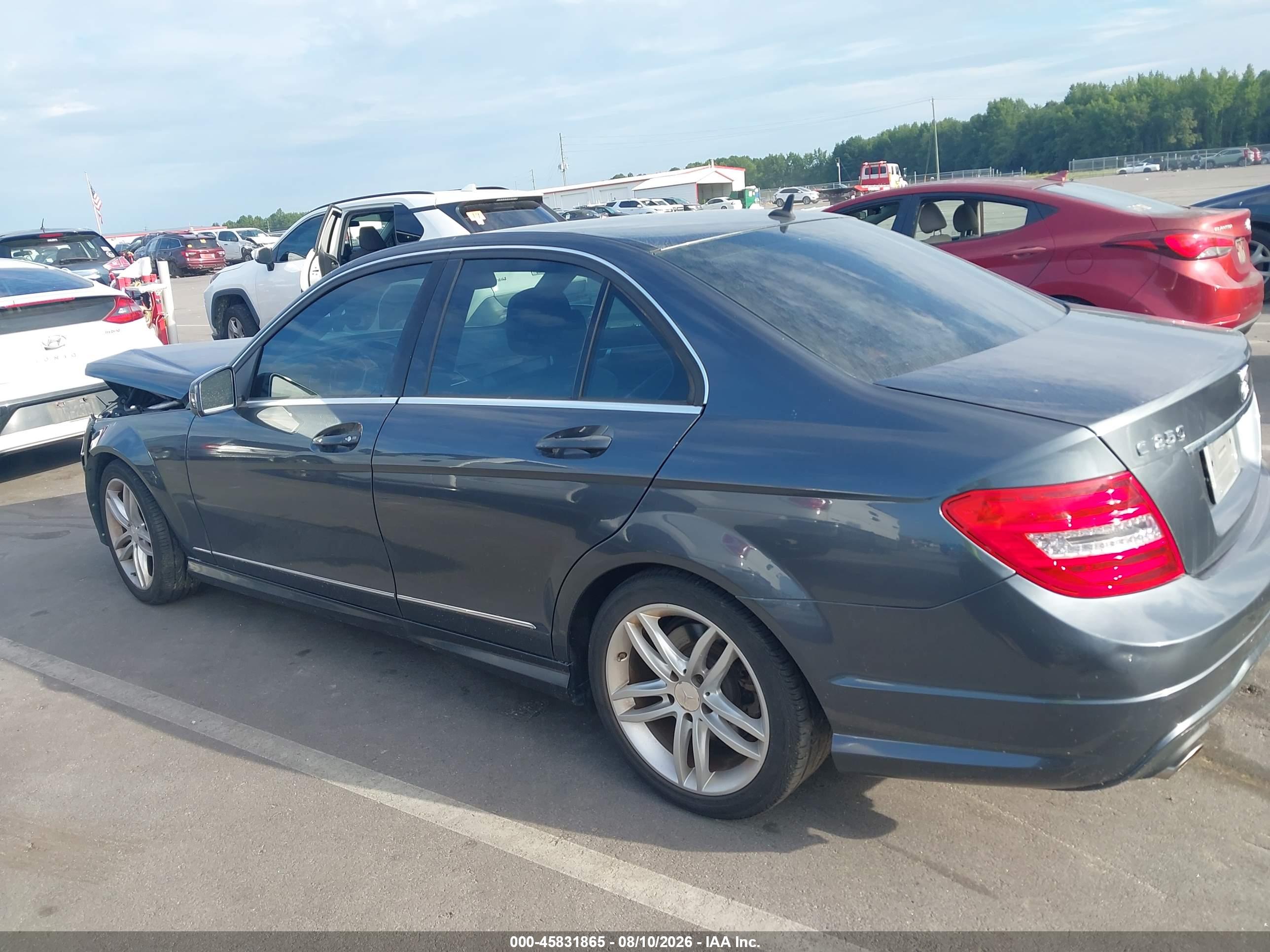 2013 MERCEDES-BENZ C 250 SPORT