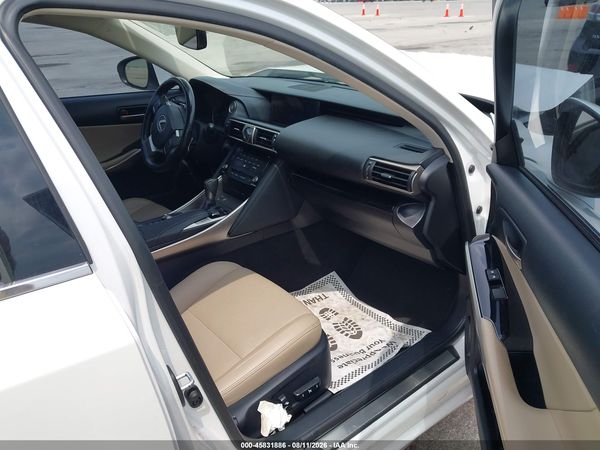 2017 LEXUS IS 300