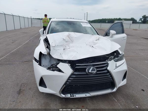 2017 LEXUS IS 300