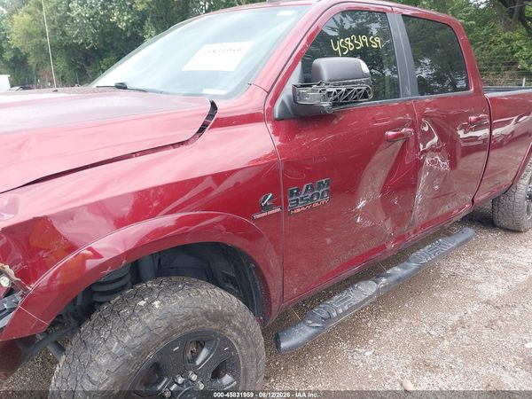 2018 RAM 3500 LARAMIE  4X4 8' BOX