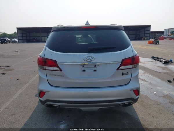 2017 HYUNDAI SANTA FE SE