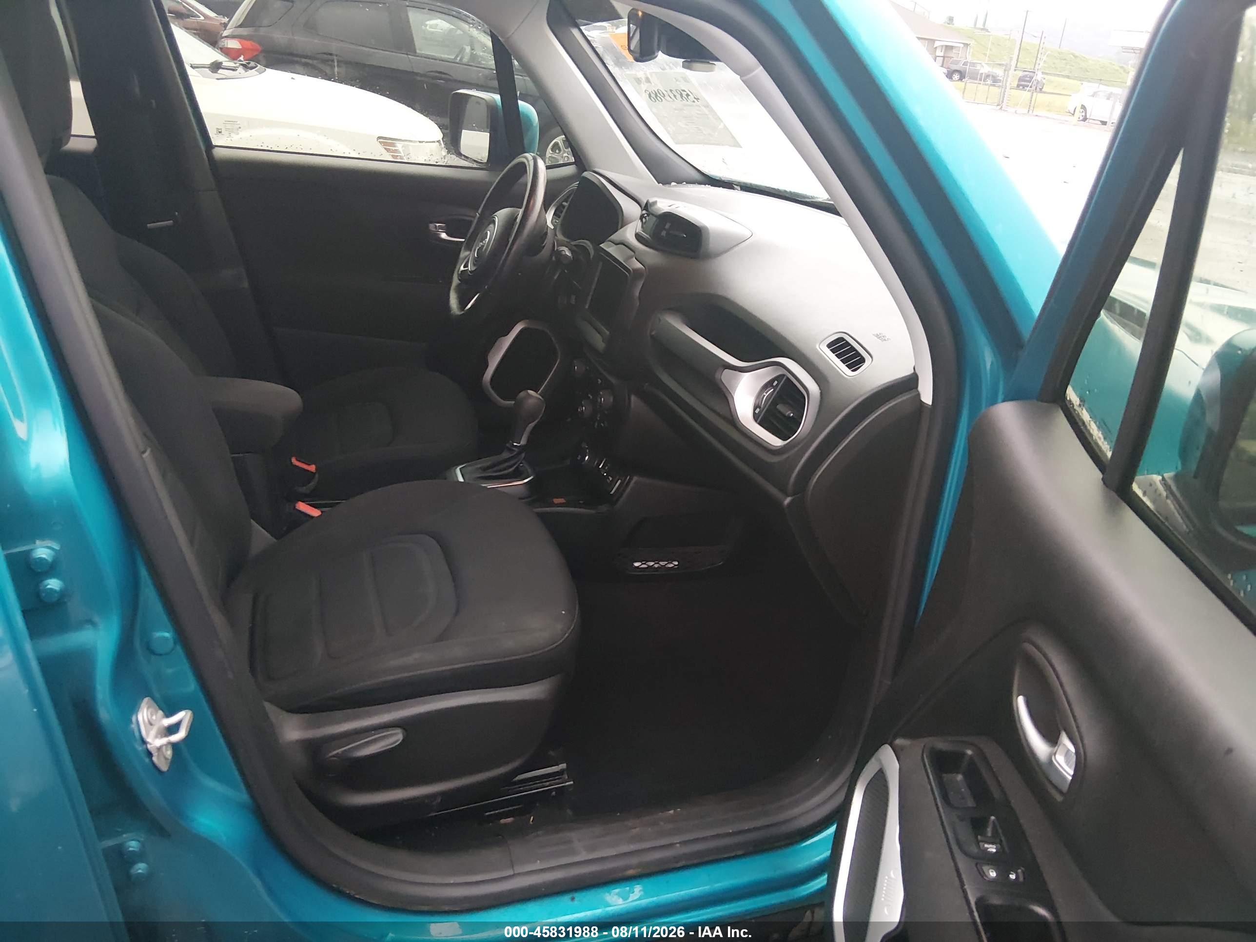 2019 JEEP RENEGADE LATITUDE 4X4