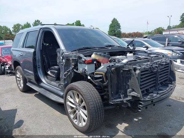 2019 CADILLAC ESCALADE LUXURY