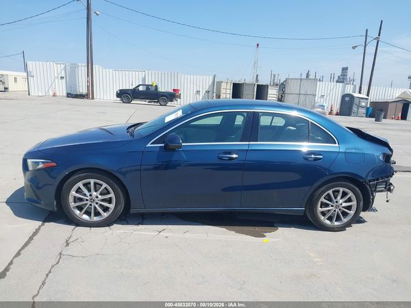 2019 MERCEDES-BENZ A 220 A220