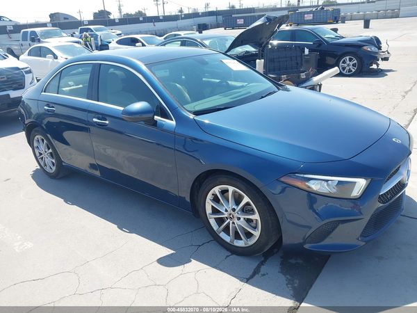 2019 MERCEDES-BENZ A 220 A220