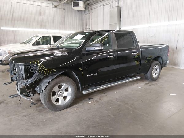 2020 RAM 1500 BIG HORN  4X4 6'4 BOX