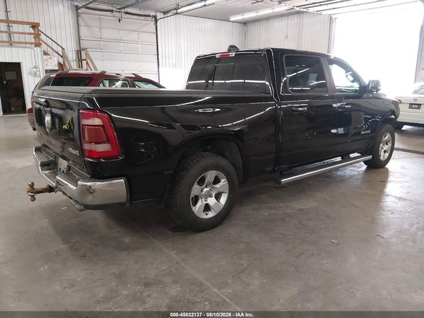 2020 RAM 1500 BIG HORN  4X4 6'4 BOX