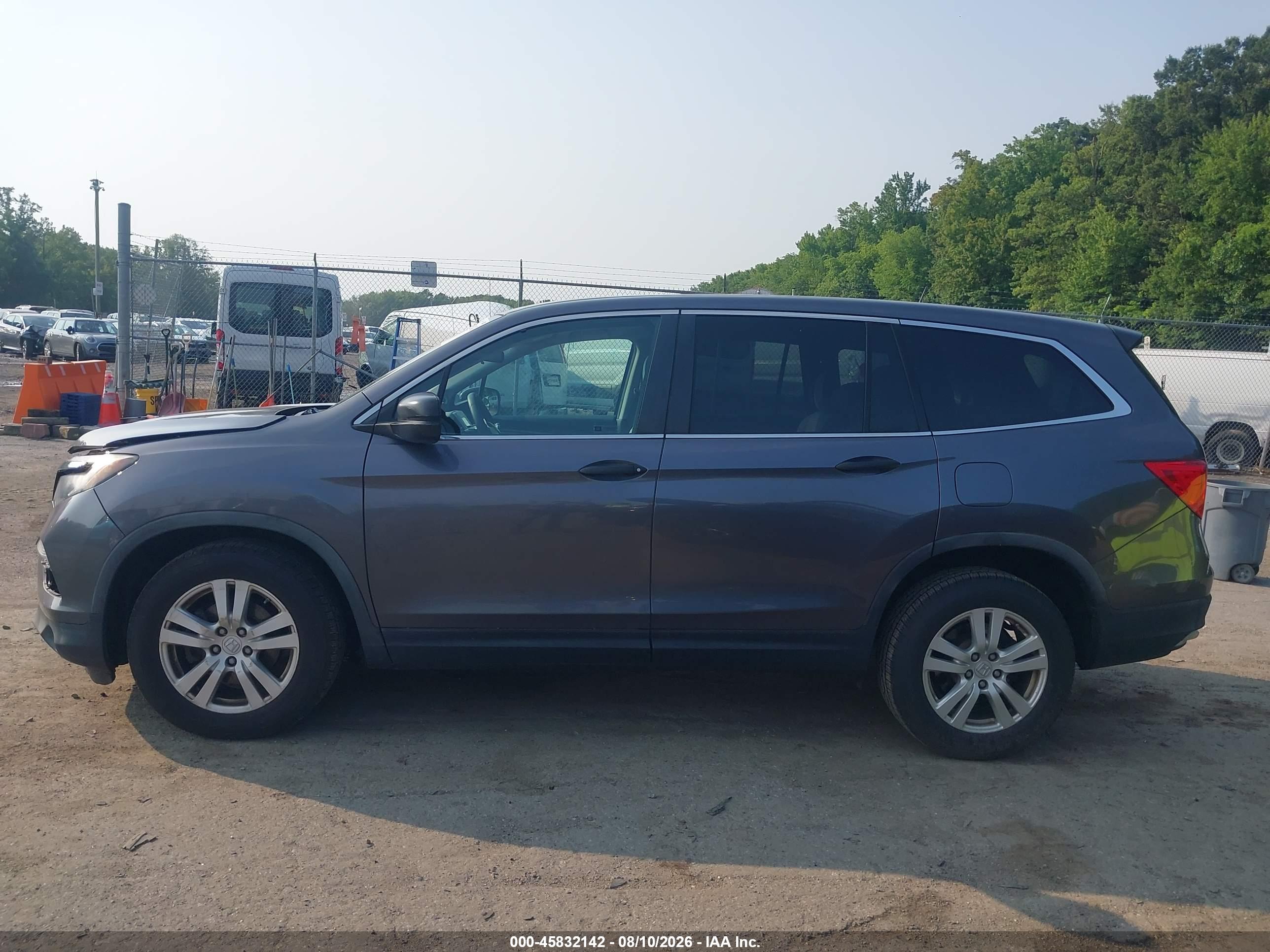 2017 HONDA PILOT LX