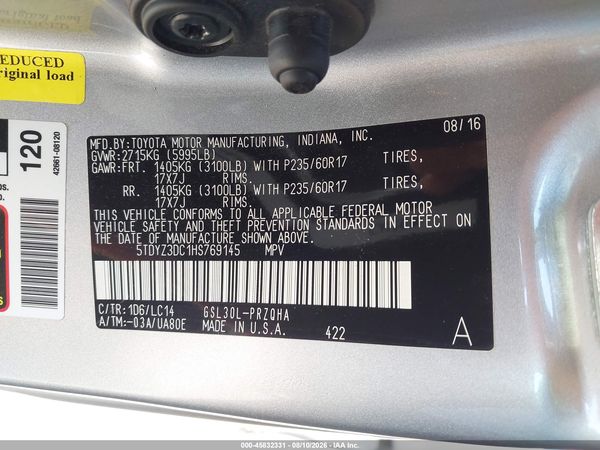 2017 TOYOTA SIENNA XLE 8 PASSENGER