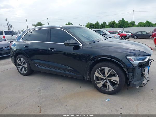 2024 AUDI Q8 E-TRON PREMIUM PLUS QUATTRO