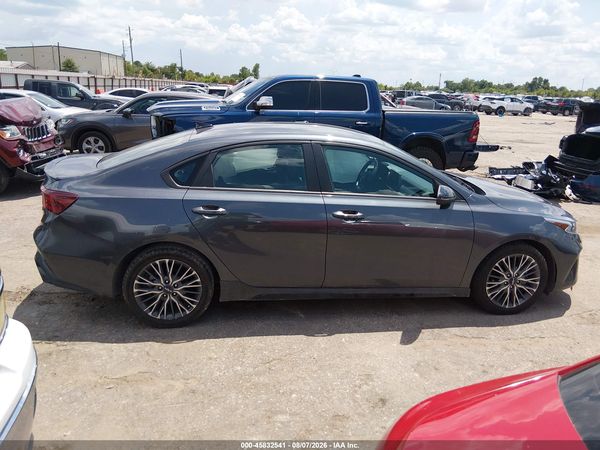 2022 KIA FORTE GT-LINE