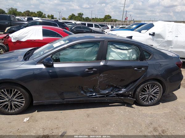 2022 KIA FORTE GT-LINE