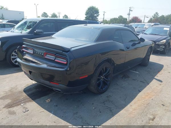 2017 DODGE CHALLENGER SXT