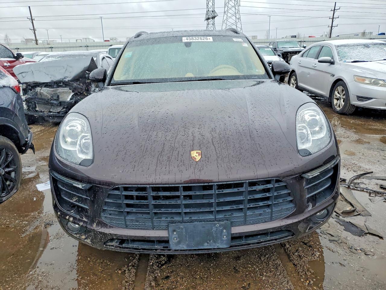 2016 PORSCHE MACAN